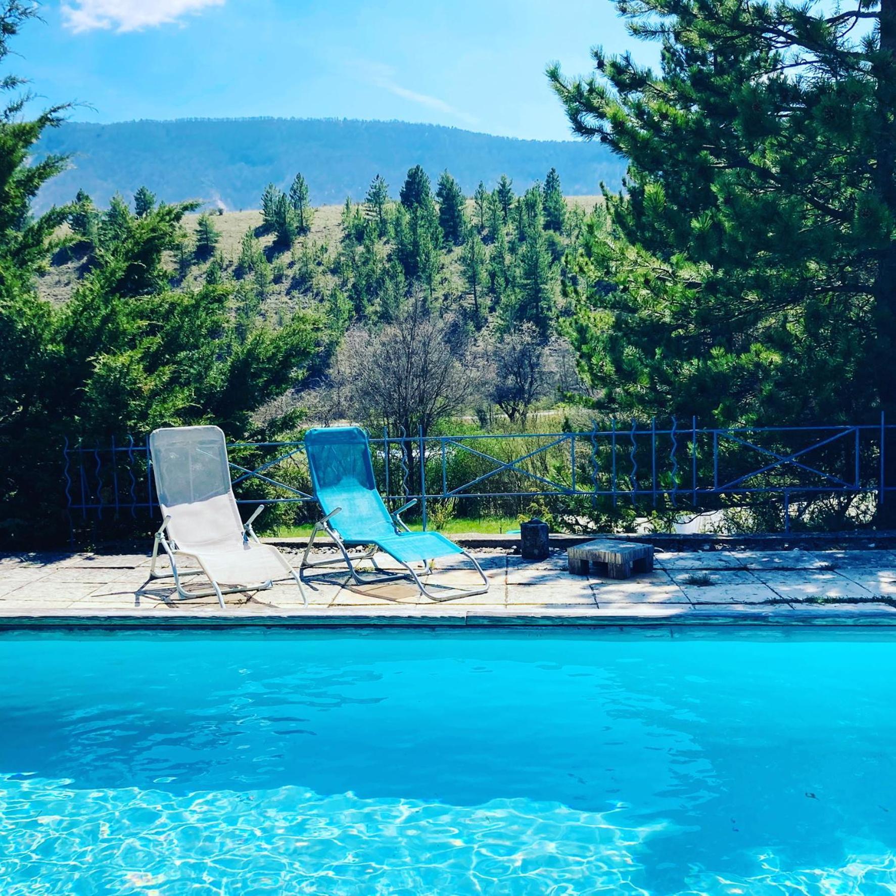 Le Moulin De La Viorne, Gite Avec Piscine Au Coeur De La Nature En Haute-Provence Les Omergues Kültér fotó
